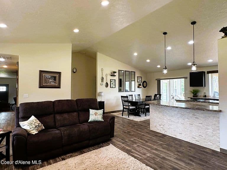 6637 E Little Joe Rd photo 5
