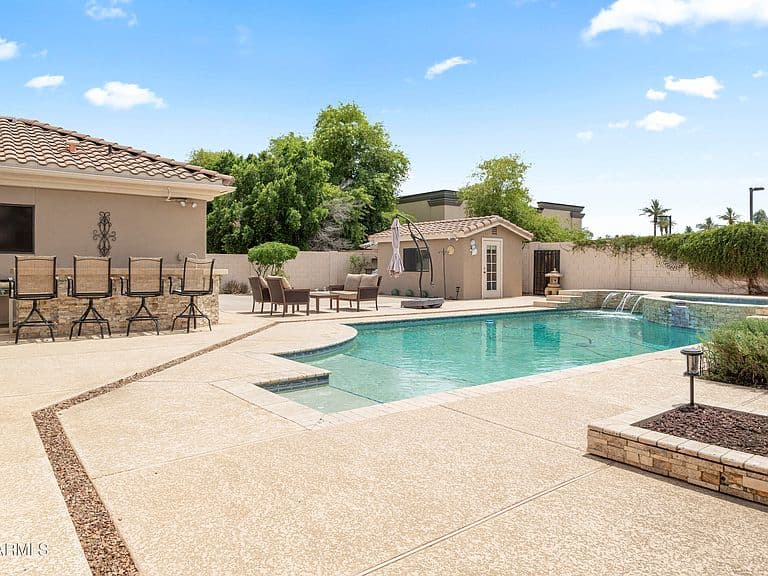 13151 W CORONADO Road photo 5