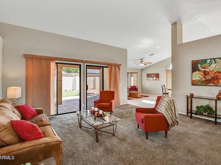 9240 W SIERRA PINTA Drive photo 2