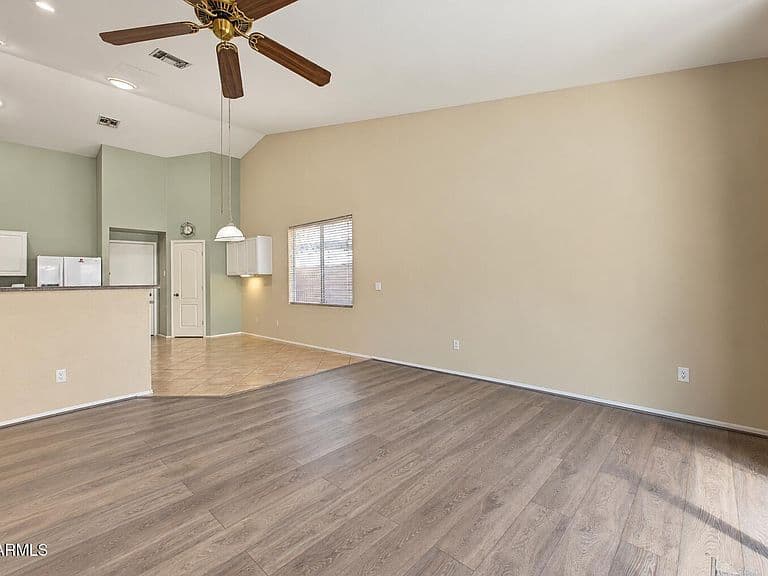 12937 W Ash Street photo 3