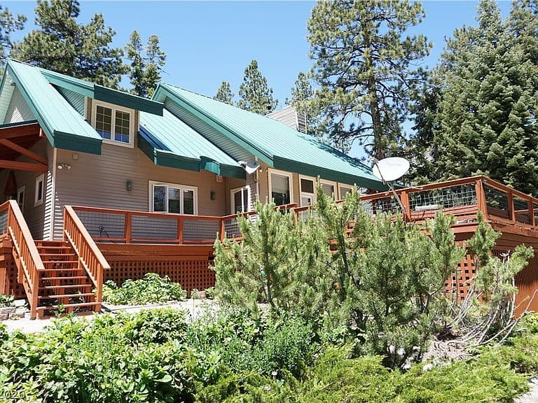 4178 Matterhorn Way photo 4