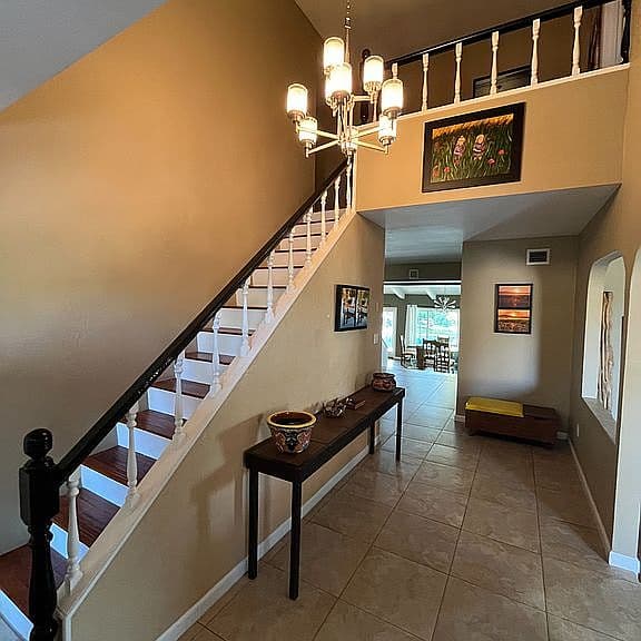 1029 E Sandpiper Dr photo 4