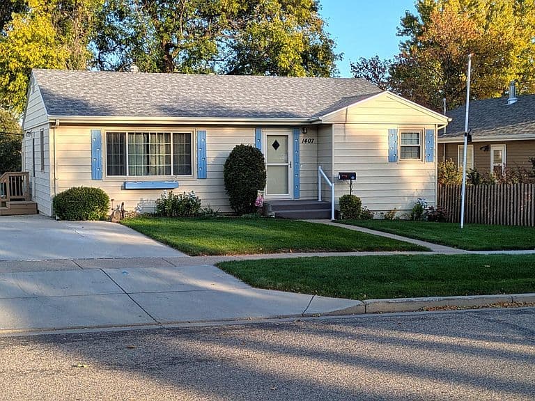 1407 N 15th St photo 2