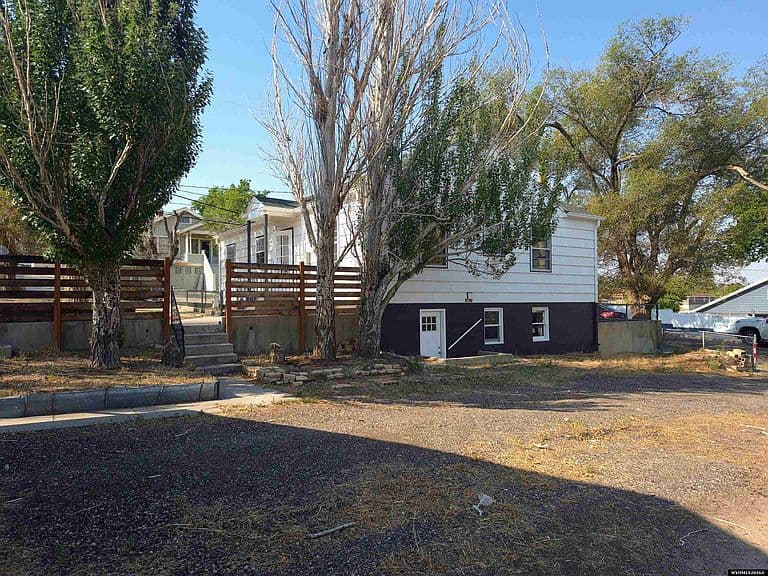 339 I St photo 5