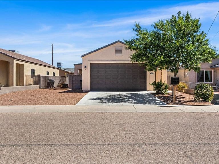 2644 Simms Avenue photo 4