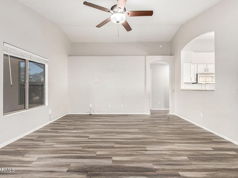 1735 E Saratoga St photo 5