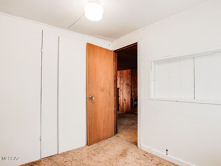 1749 W Higgins Ln photo 1