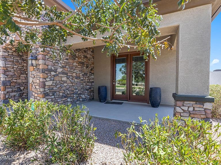 22549 E SENTIERO Court photo 4