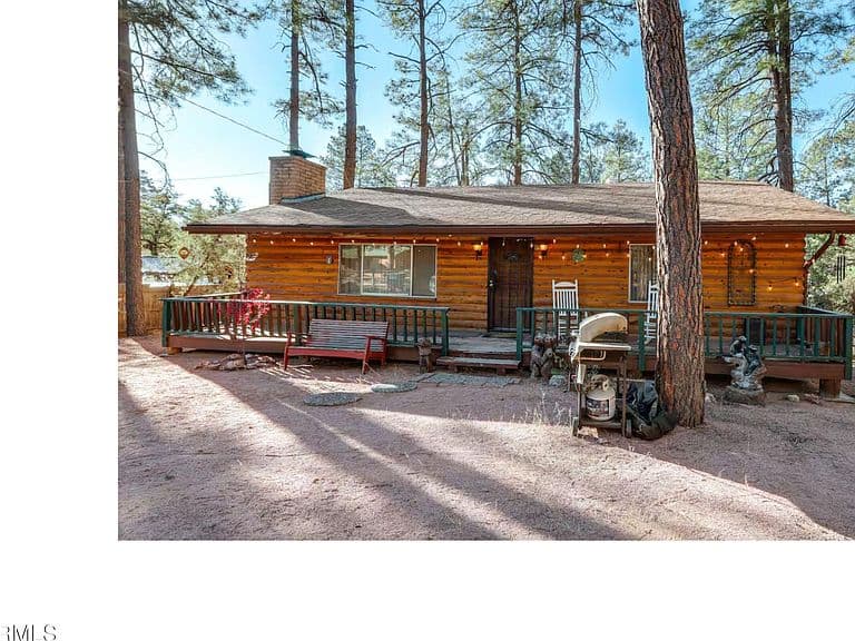429 W STANDAGE Drive photo 3