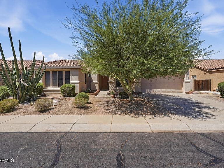 4010 E HAMBLIN Drive photo 2