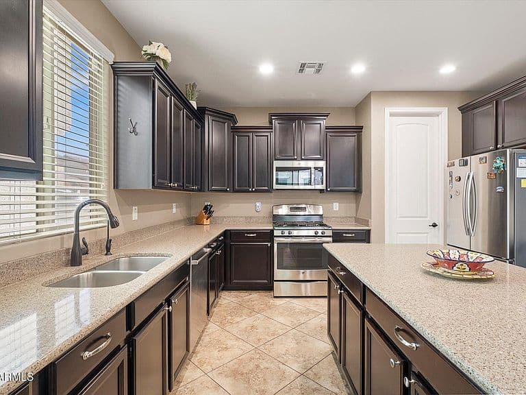 3664 E GIDEON Way photo 3