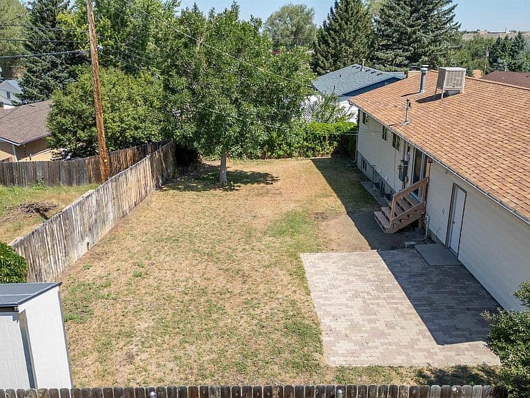 3408 Belmont Dr photo 2
