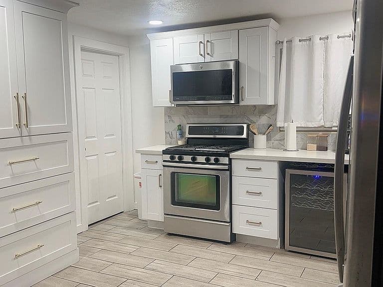 326 N 39TH Drive N photo 1