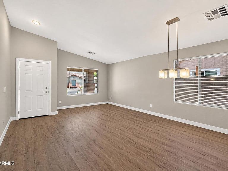 46007 W AMSTERDAM Road photo 4