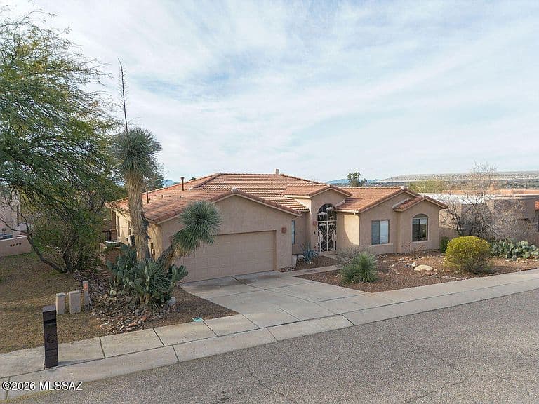 778 E Josephine Canyon Dr photo 1