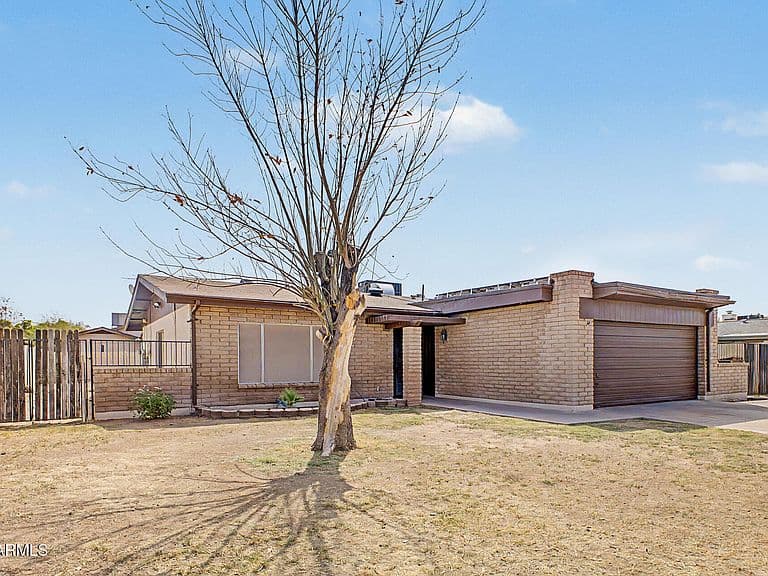 7313 N 46TH Circle photo 4