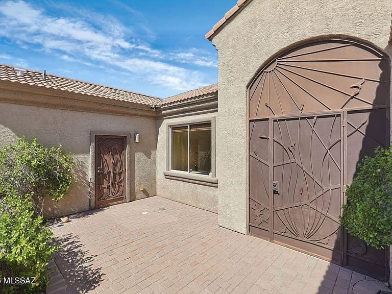 5823 S Turquoise Canyon Dr photo 4