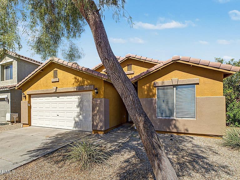 36480 W EL GRECO Street photo 3