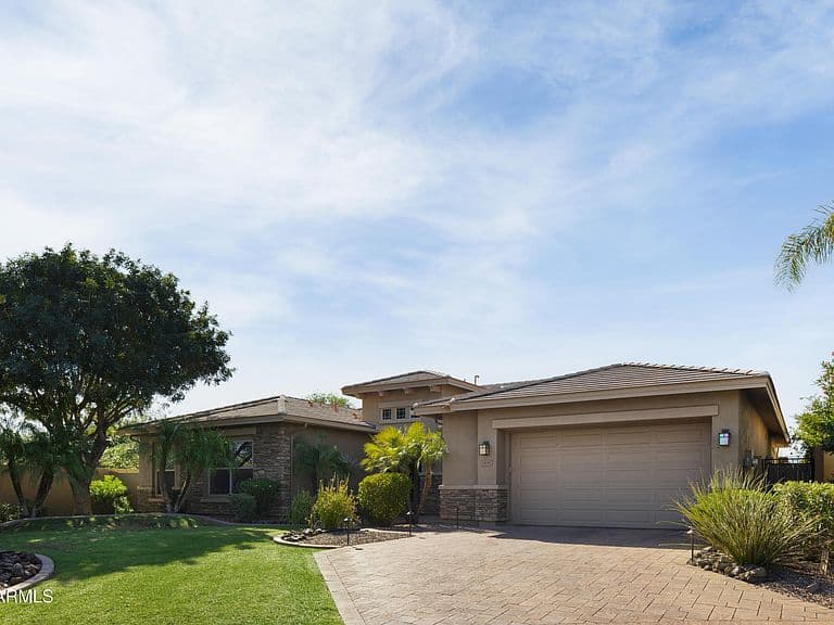 5111 S CUPERTINO Drive photo 2