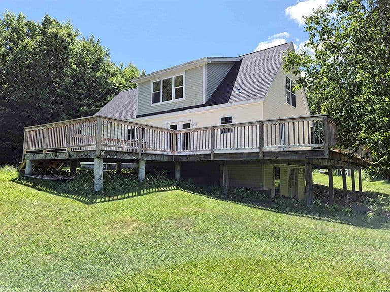 1576 Ripley Road photo 4