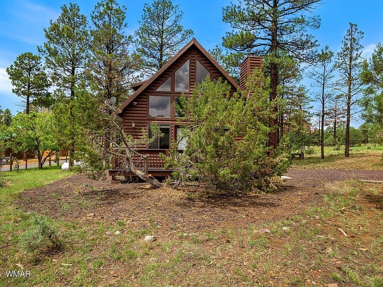 2746 Sky Hawk Dr photo 3