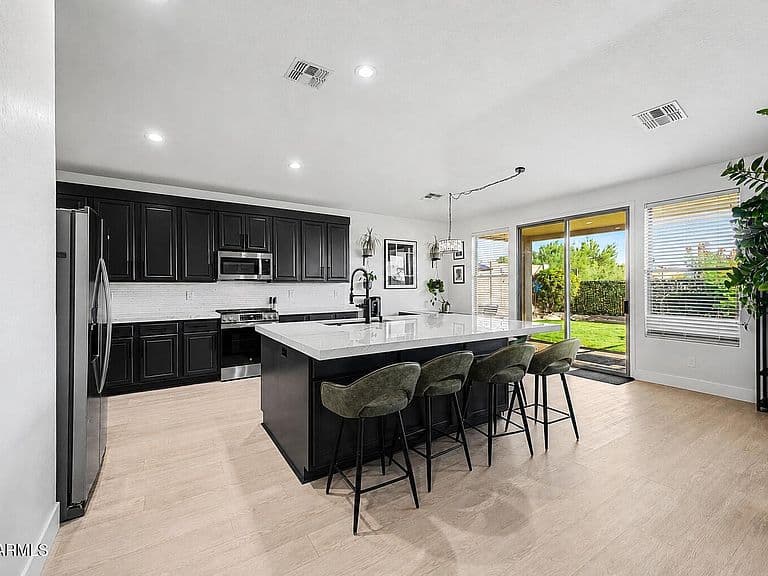 4035 E DESERT FOREST Trail photo 2