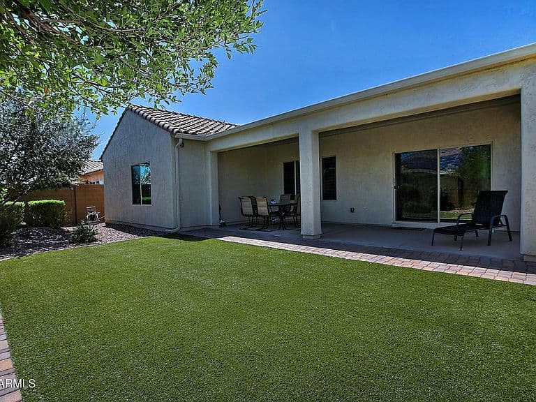 7026 W SPRINGFIELD Way photo 3