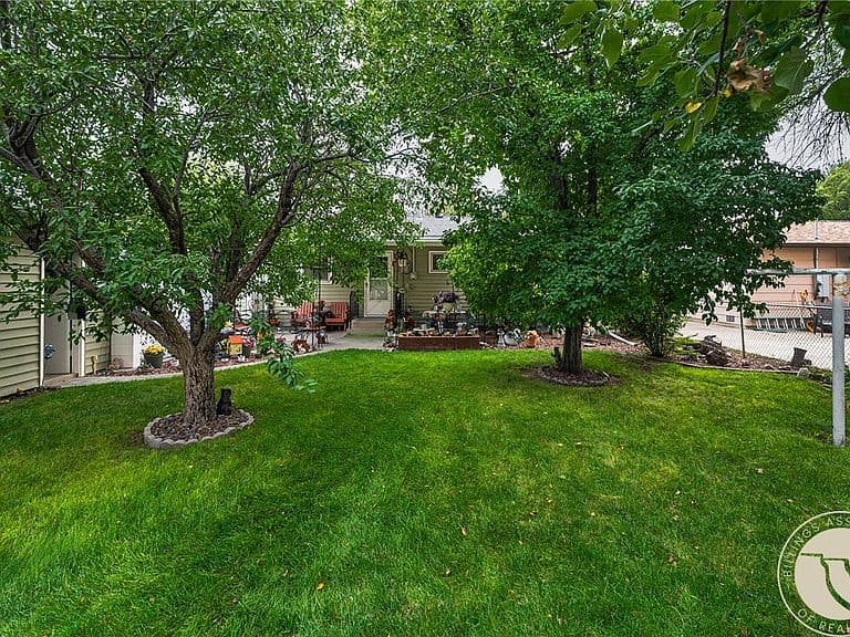 616 Glen Dr photo 5