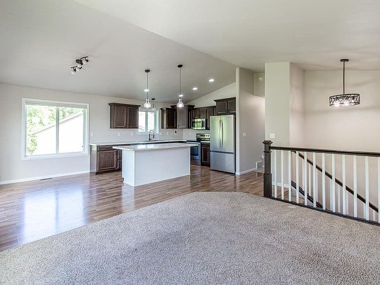 5883 Autumn Dr S photo 4