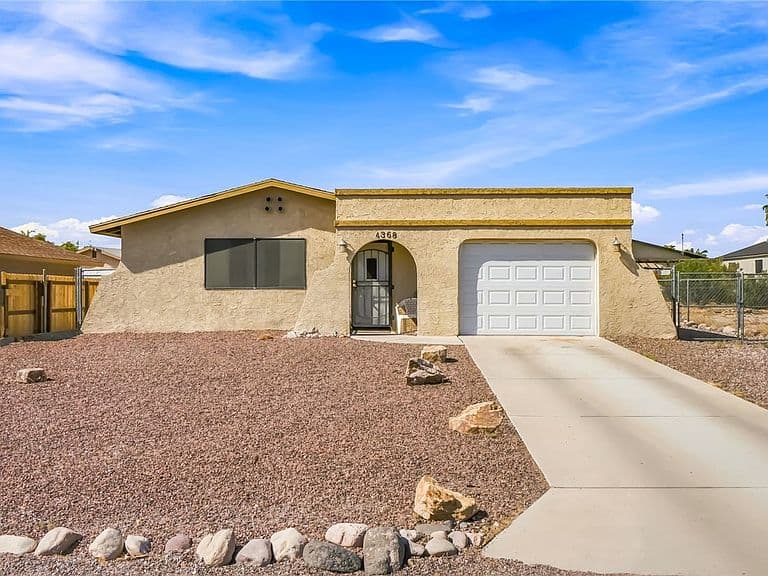 4368 S Los Maderos Drive photo 1