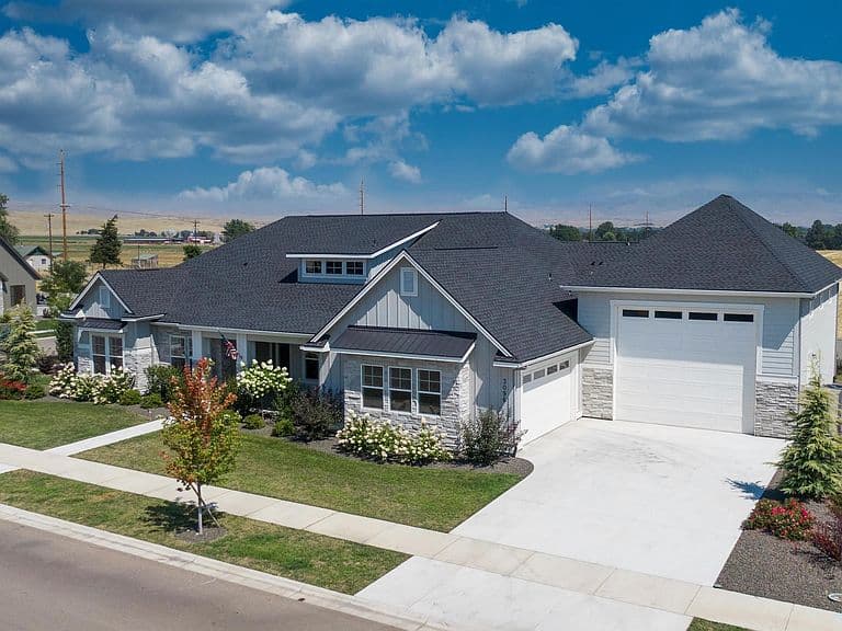 3096 Wingspan Way photo 2