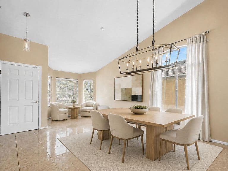 12315 W RANCHO Drive photo 4