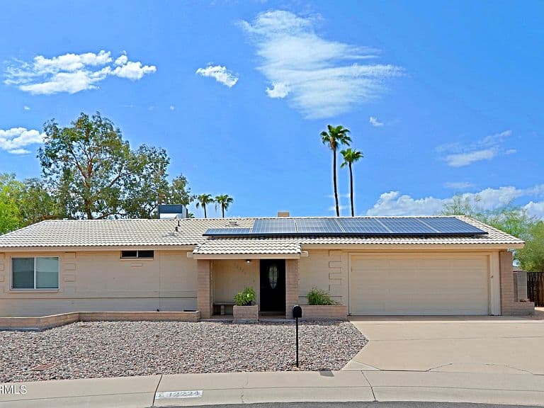 12224 N 39TH Way photo 1