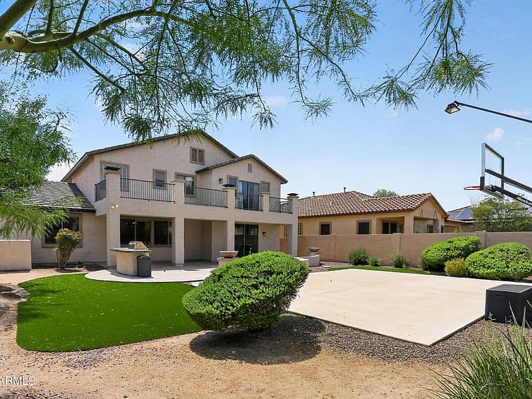 2426 W HORSETAIL Trail photo 5