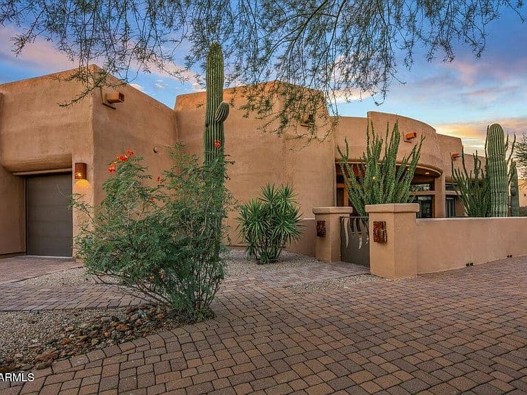 8690 E VILLA CASSANDRA Drive photo 3