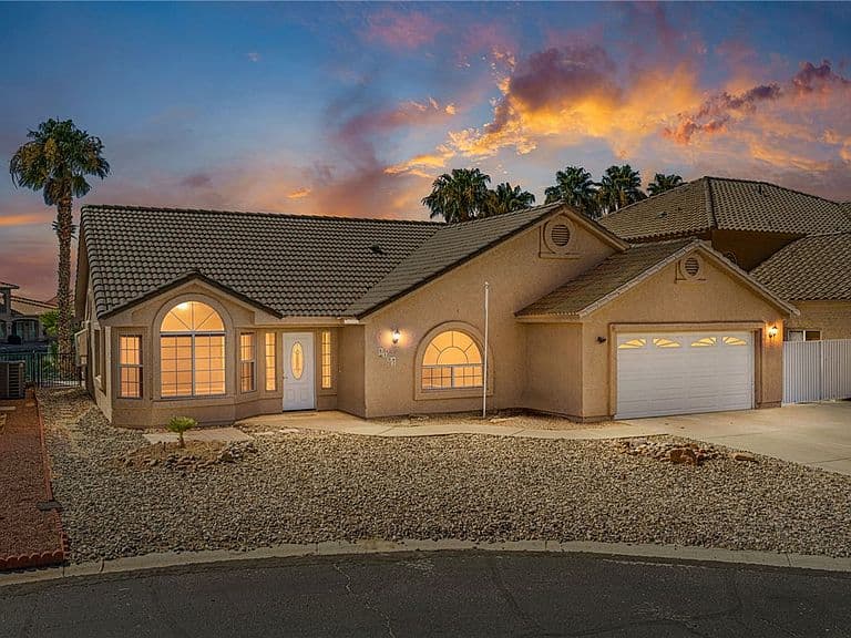 6102 S Los Lagos Circle photo 5