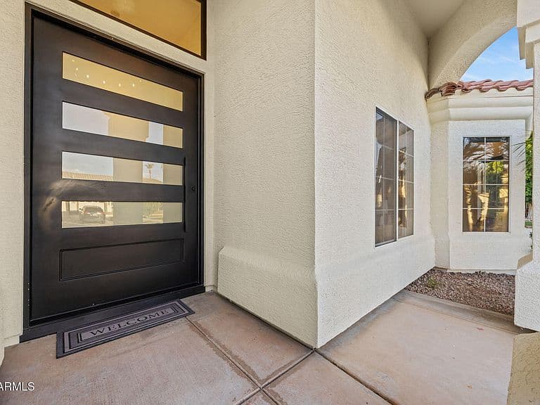 578 N Acacia Drive photo 4