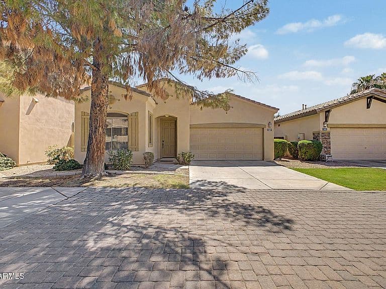 1887 W PERIWINKLE Way photo 1