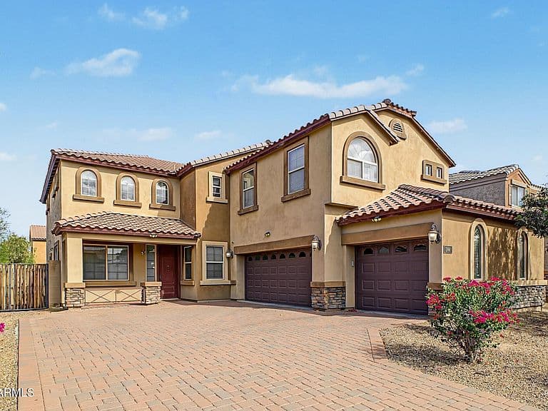 244 E MEAD Drive photo 2
