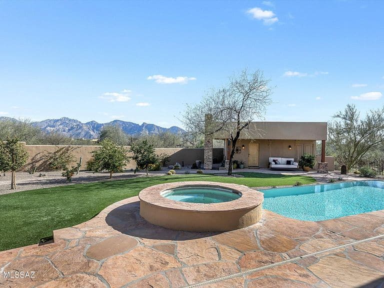 1083 W Vistoso Highlands Dr photo 2