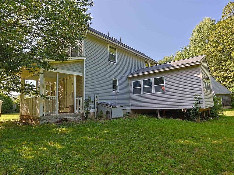 86 Brownsville Road photo 2