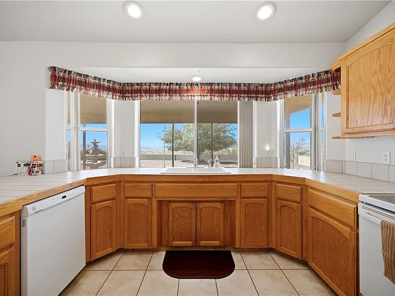 4399 Pinto Road photo 5