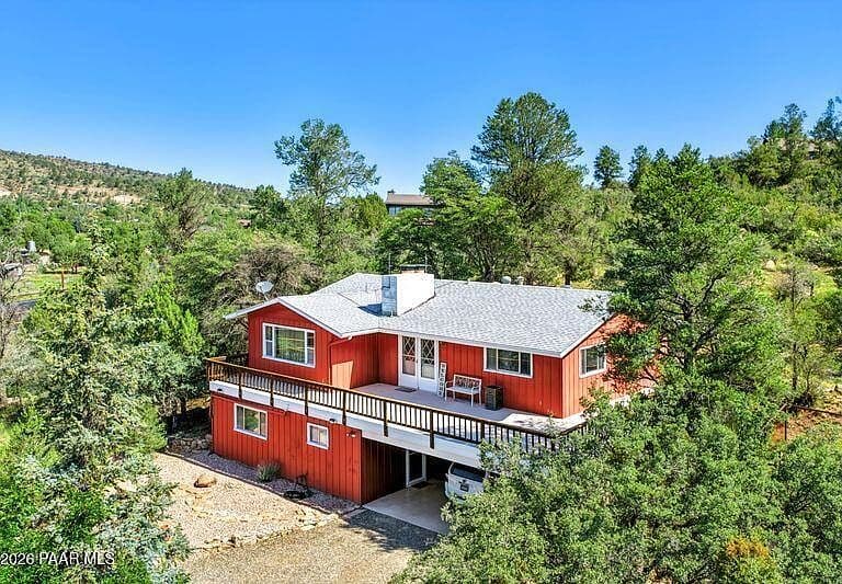 2905 N Williamson Valley Rd photo 1