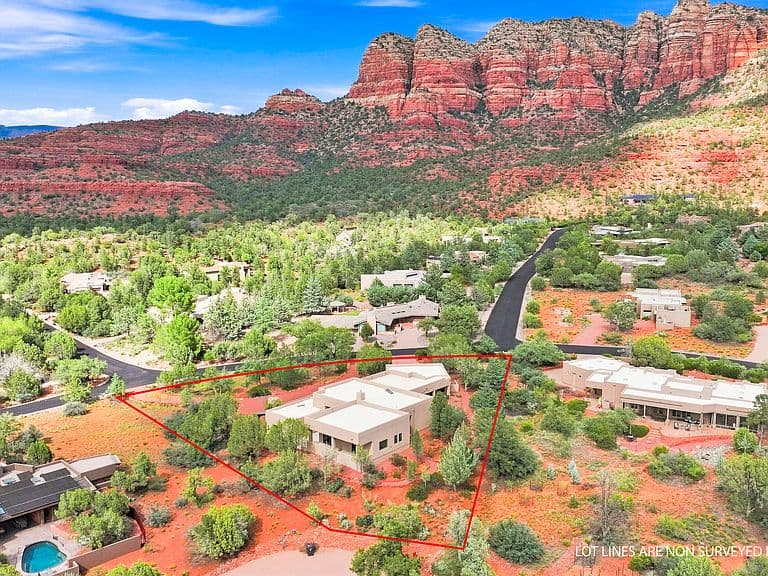 185 Red Rock Drive photo 4