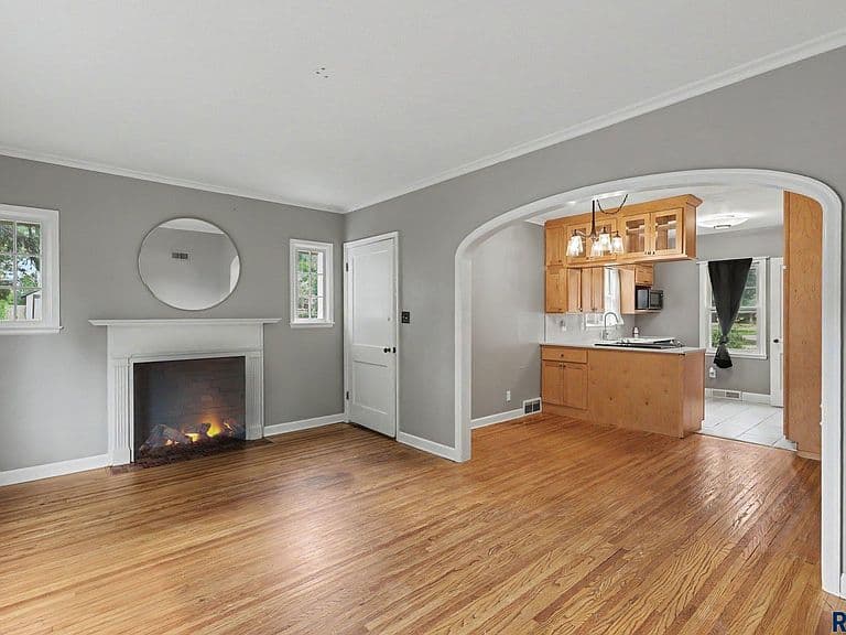 2116 W 21st St photo 2