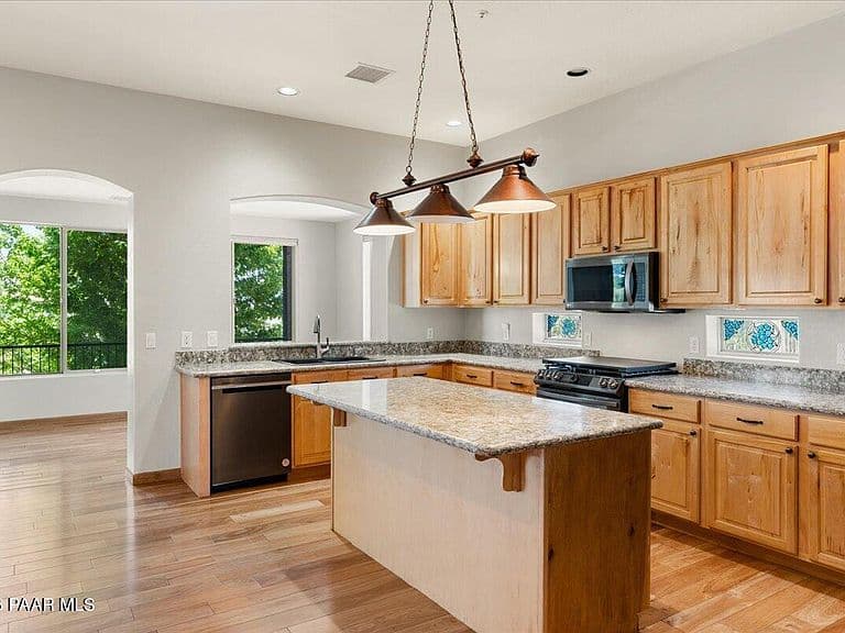 195 Juniper Ridge Dr photo 2