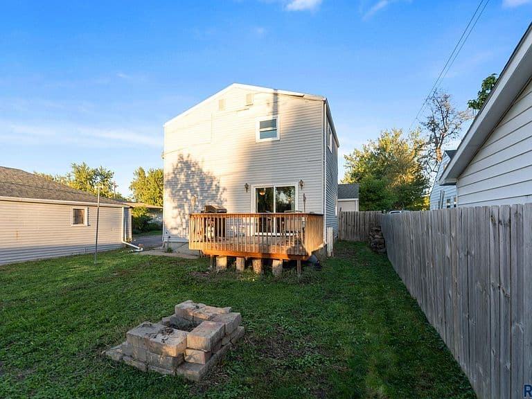 3117 S Lake Ave photo 5