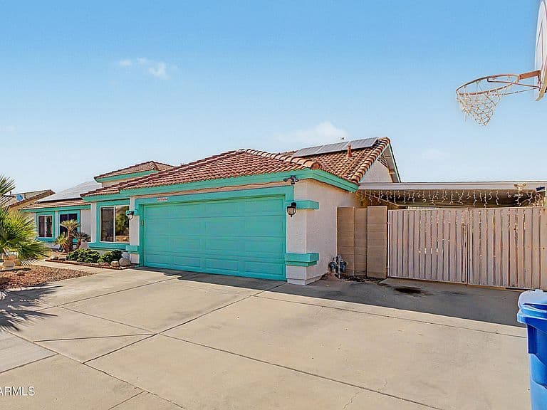 1756 E PARK Street photo 2