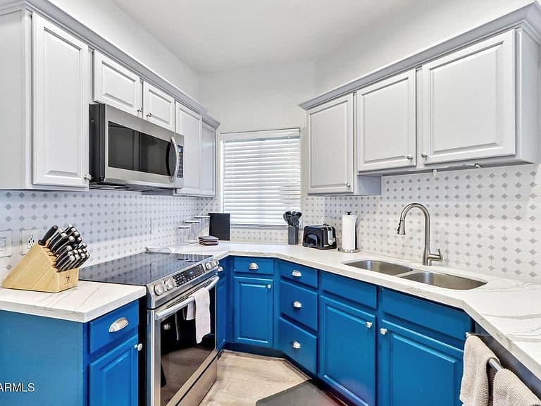 5400 S HARDY Drive #113 photo 3