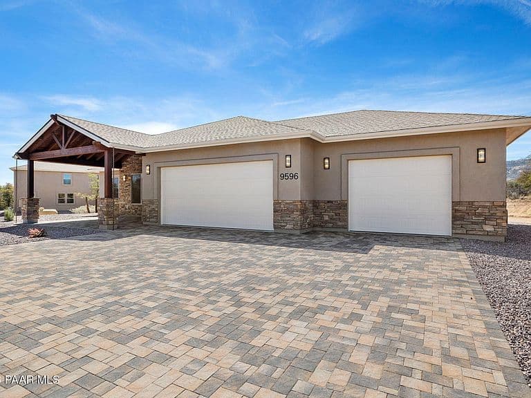 9596 N Bridle Ridge Rd photo 5